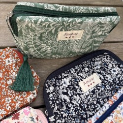 TROUSSES FLEURIES AMOUR