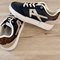 BASKETS NOIRES ( petite...